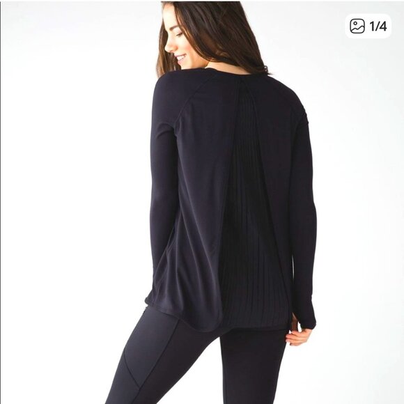 Lululemon Making Moves Pleated Black Rulu Long Sleeve Shirt (10 approx) - Picture 1 of 16